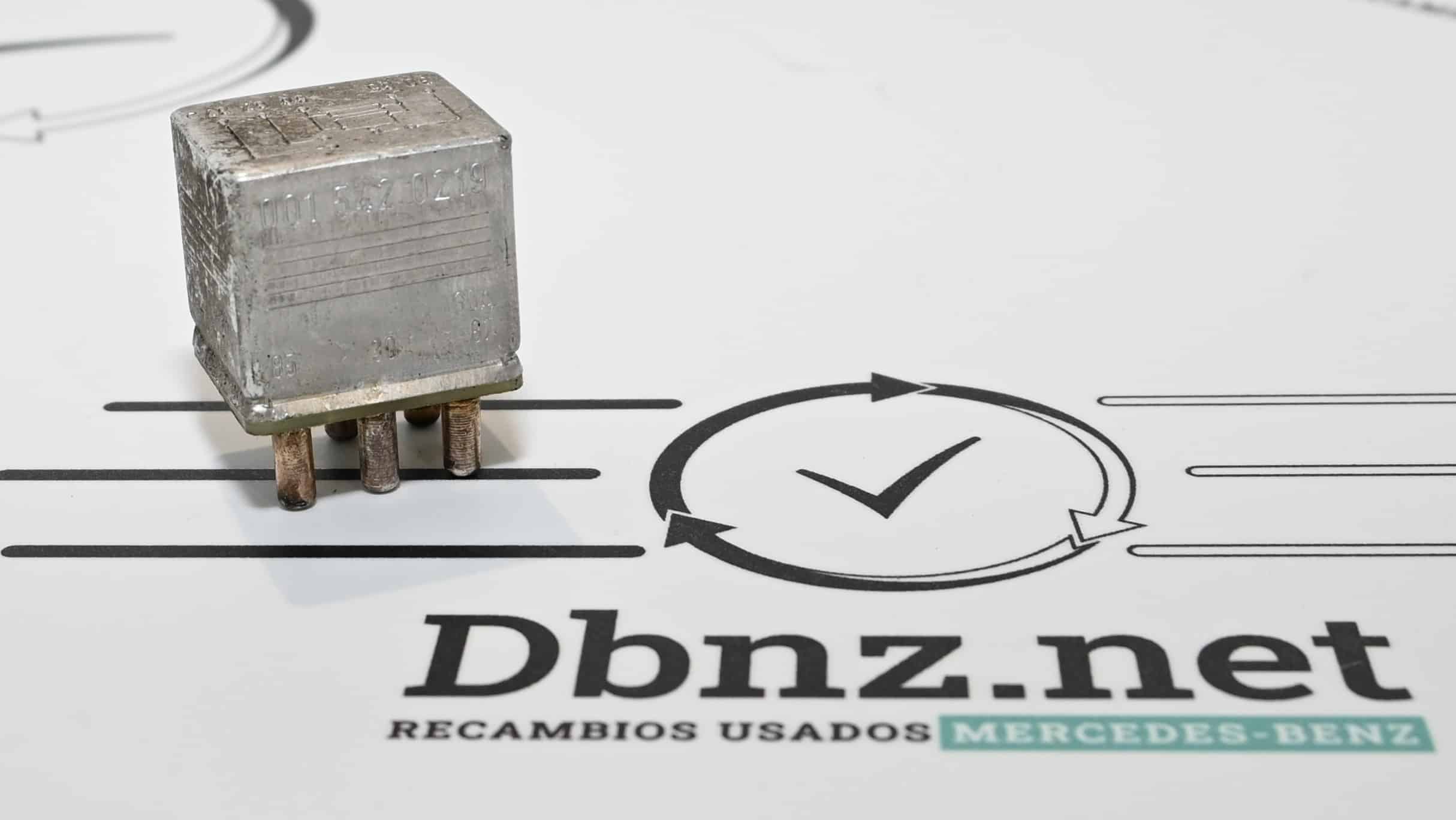 Dbnz.net_A0015420219_Rele ventilador o motores_E124_2