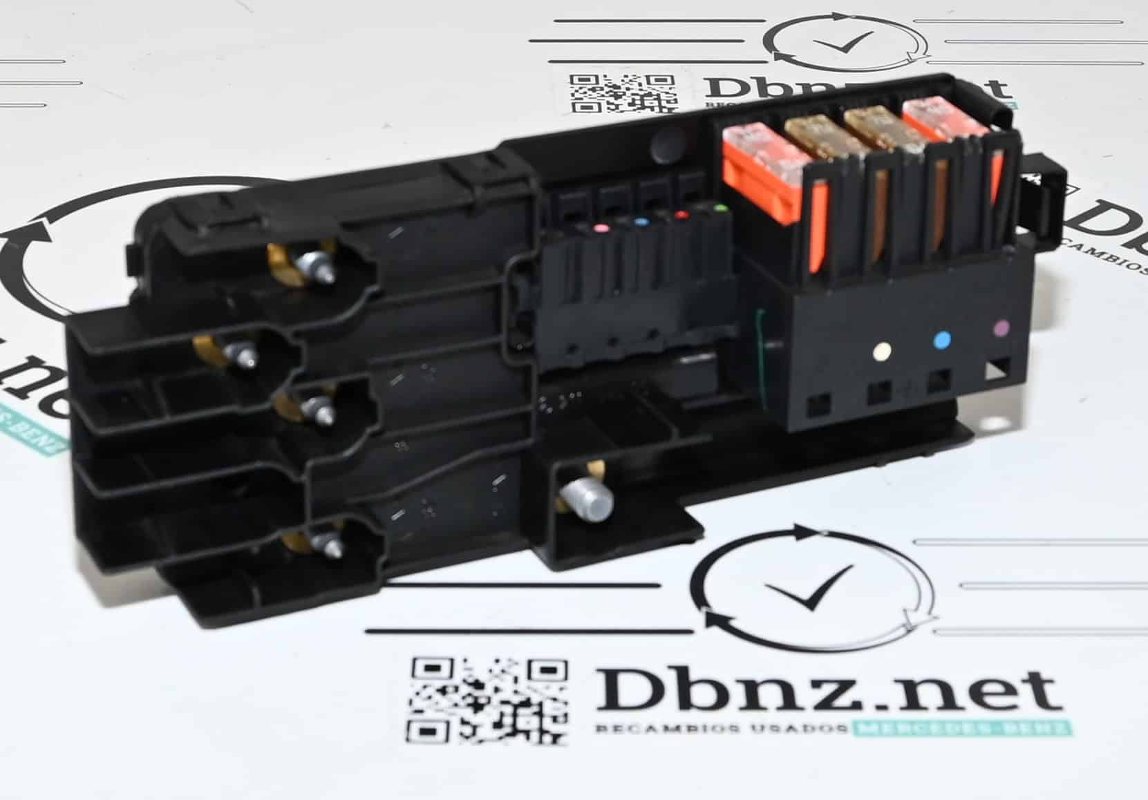 Dbnz.net_A2115452601_Cajetin fusibles_M164_3