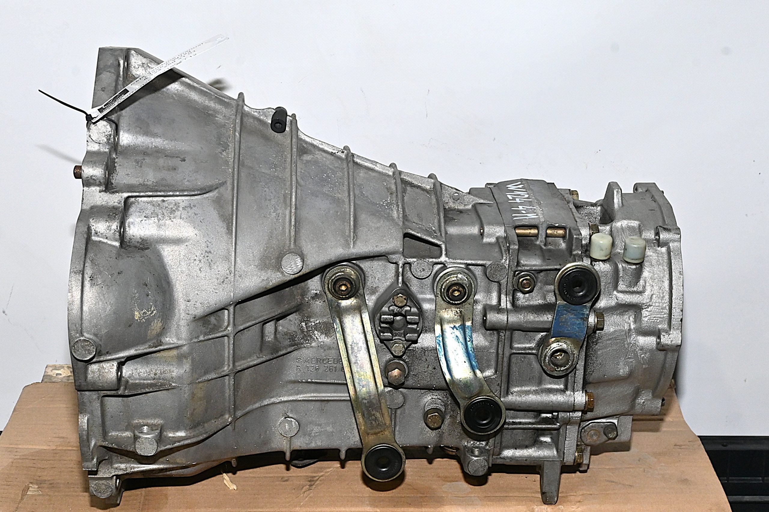 Dbnz.net A1242603101 Caja de cambios manual W124