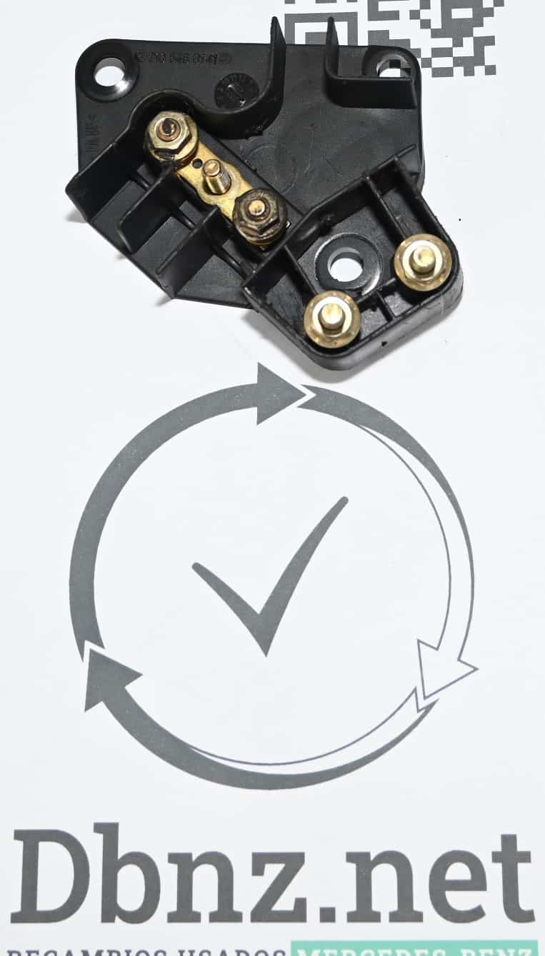 Dbnz.net  A2105460141 conector de cables BATERIA W210