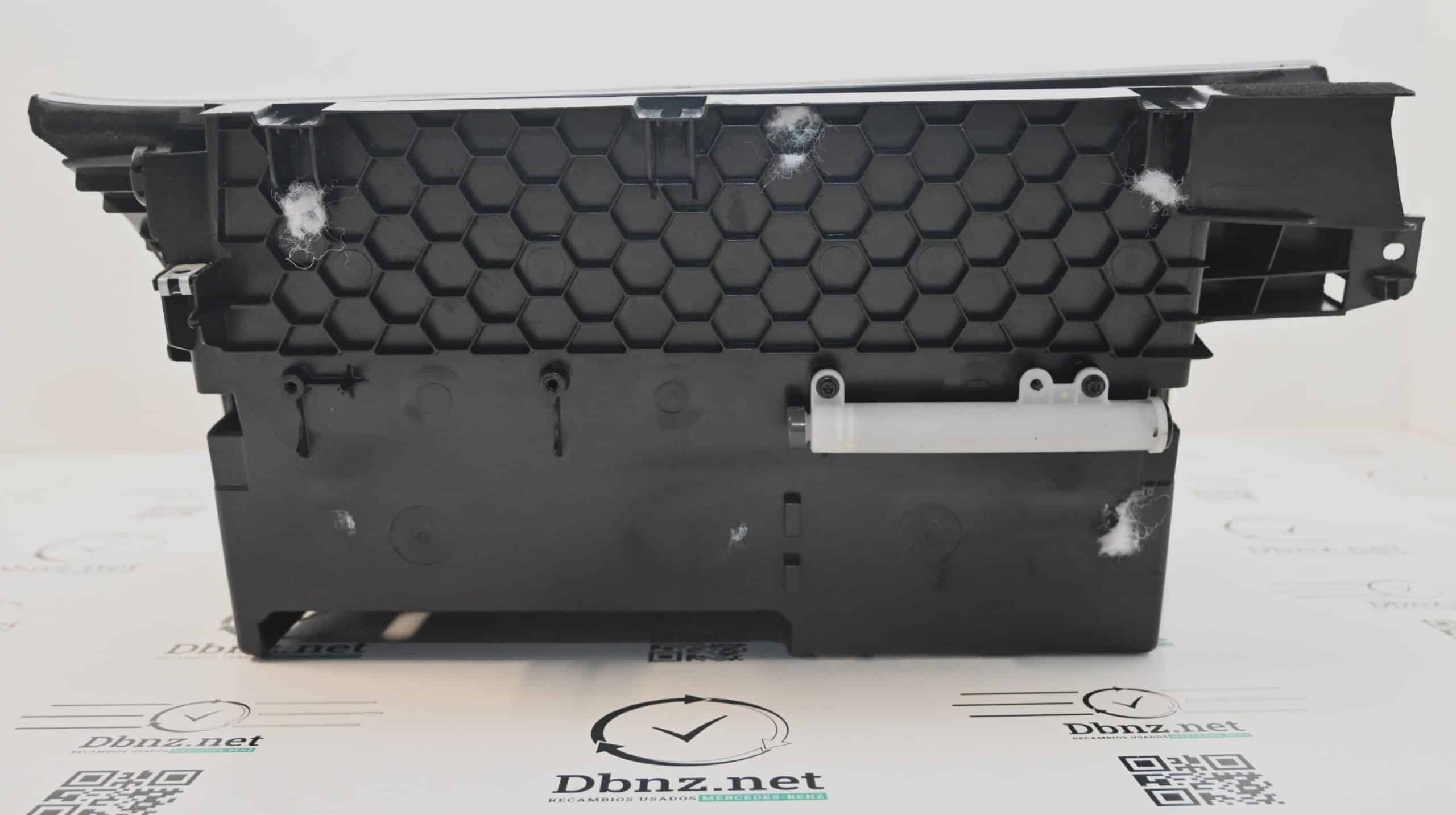 Dbnz.net A2516800291 Caja de guantera gris alpaca W251