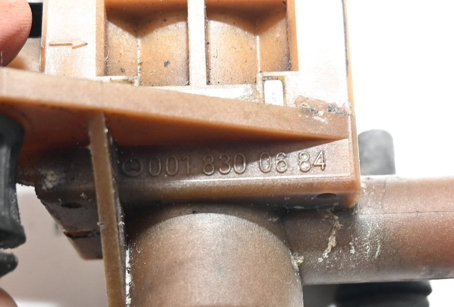 Dbnz.net A0018300684 Válvula electromagnética de agua