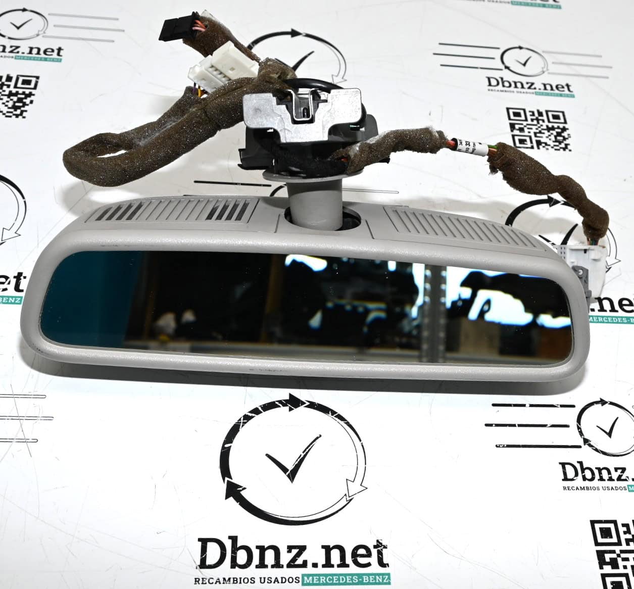 Dbnz.net A1648103317 Retrovisor interior gris alpaca W251