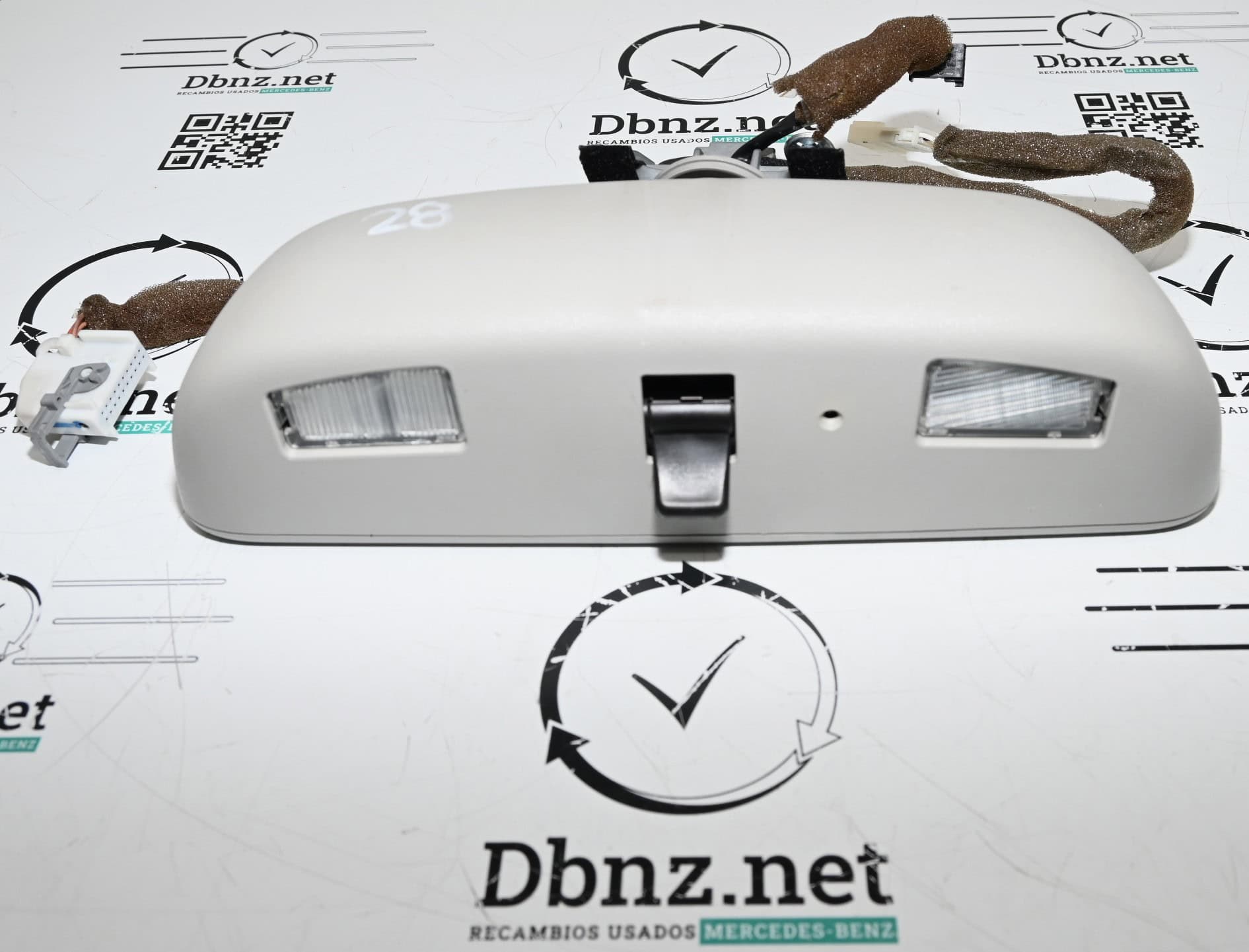 Dbnz.net A1648103317 Retrovisor interior gris alpaca W251