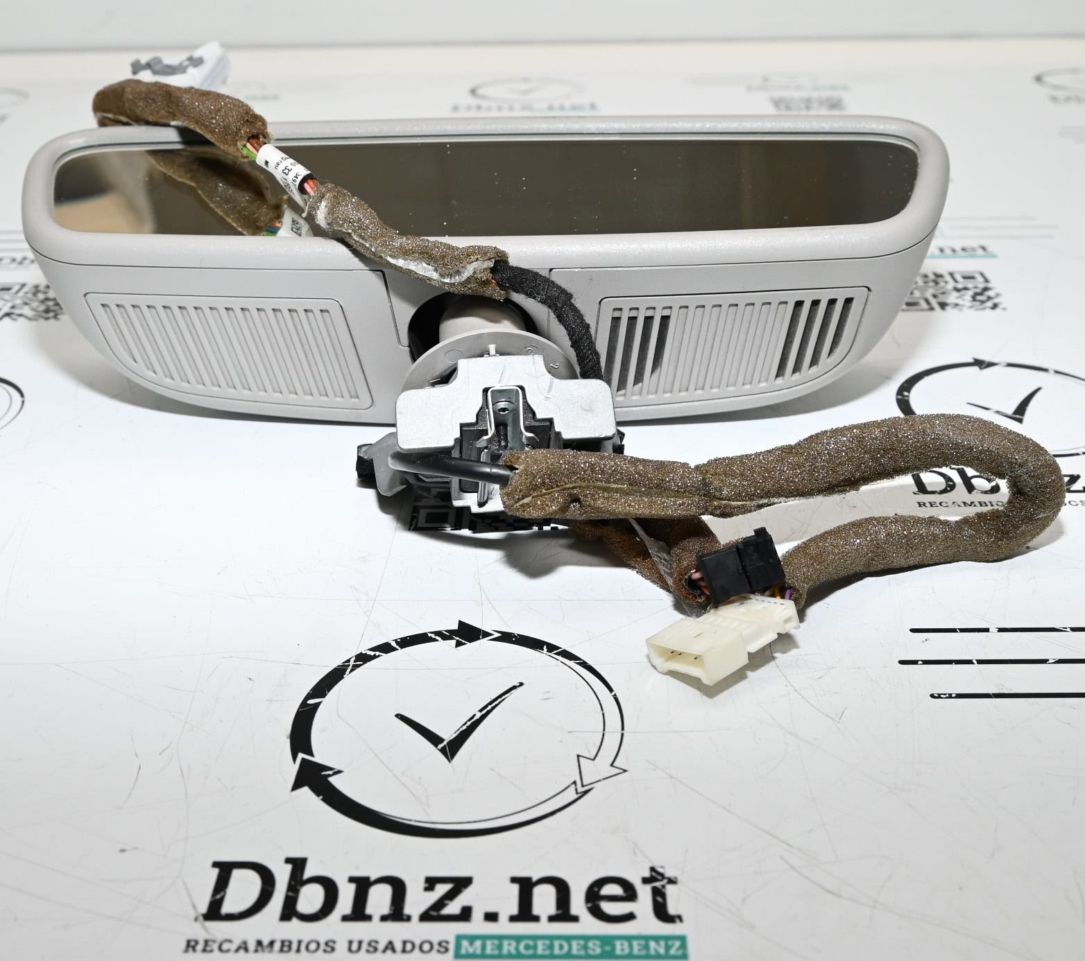 Dbnz.net A1648103317 Retrovisor interior gris alpaca W251