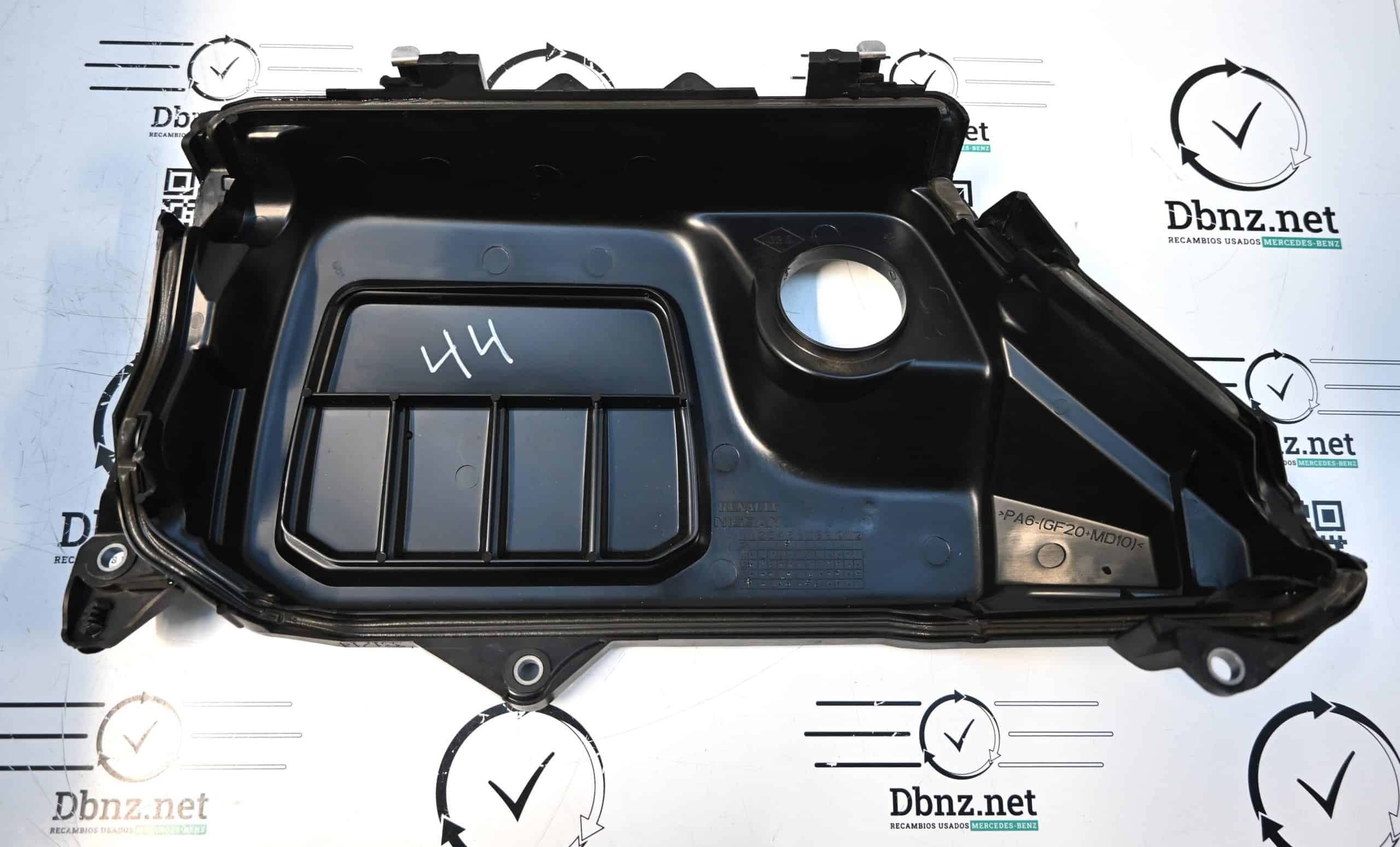Dbnz.net 175B13123R Cubierta de motor Vito 447