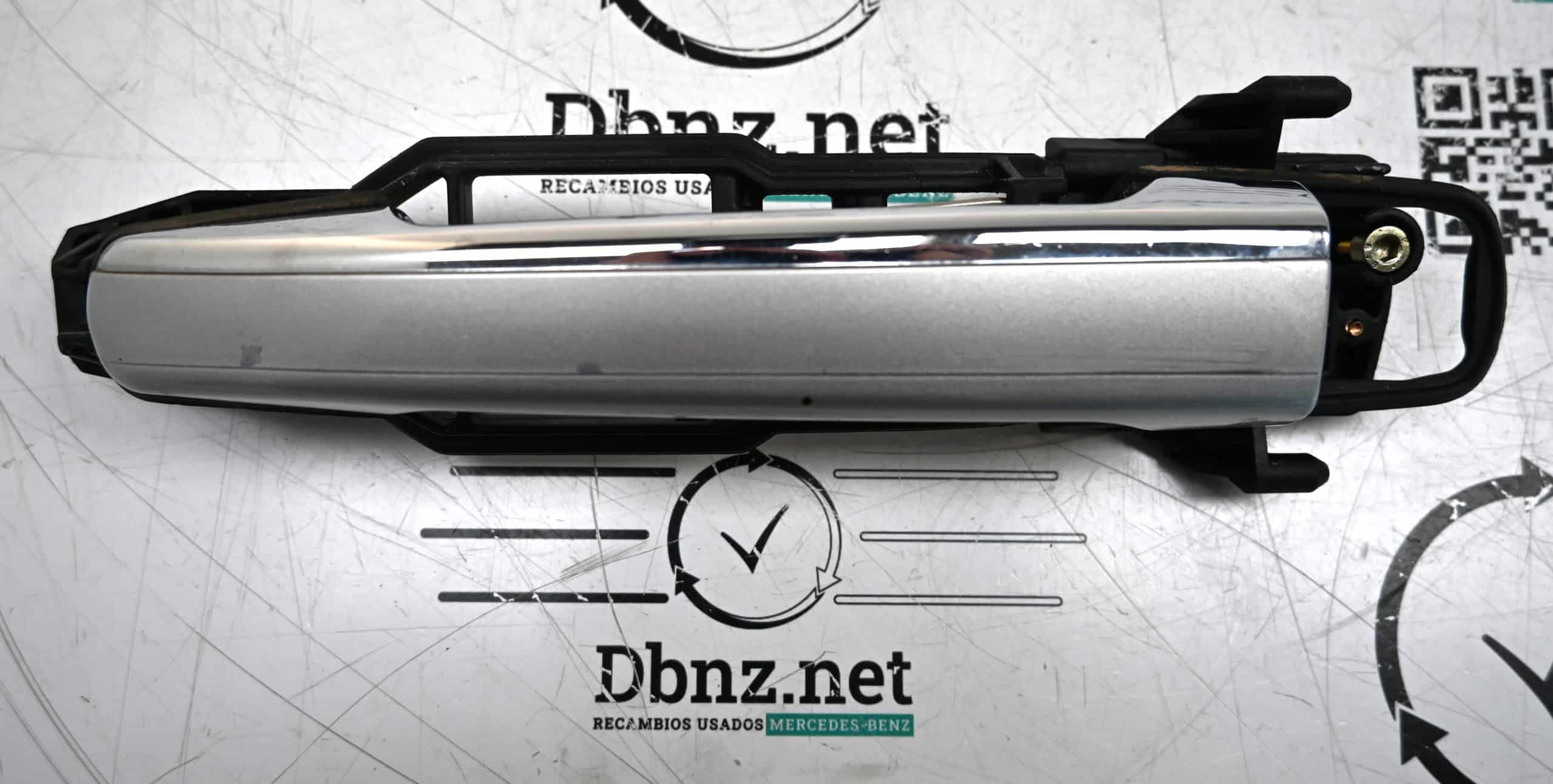 Dbnz.net A2087600170 Asidero de la puerta delantera izquierda Clase CLK W208