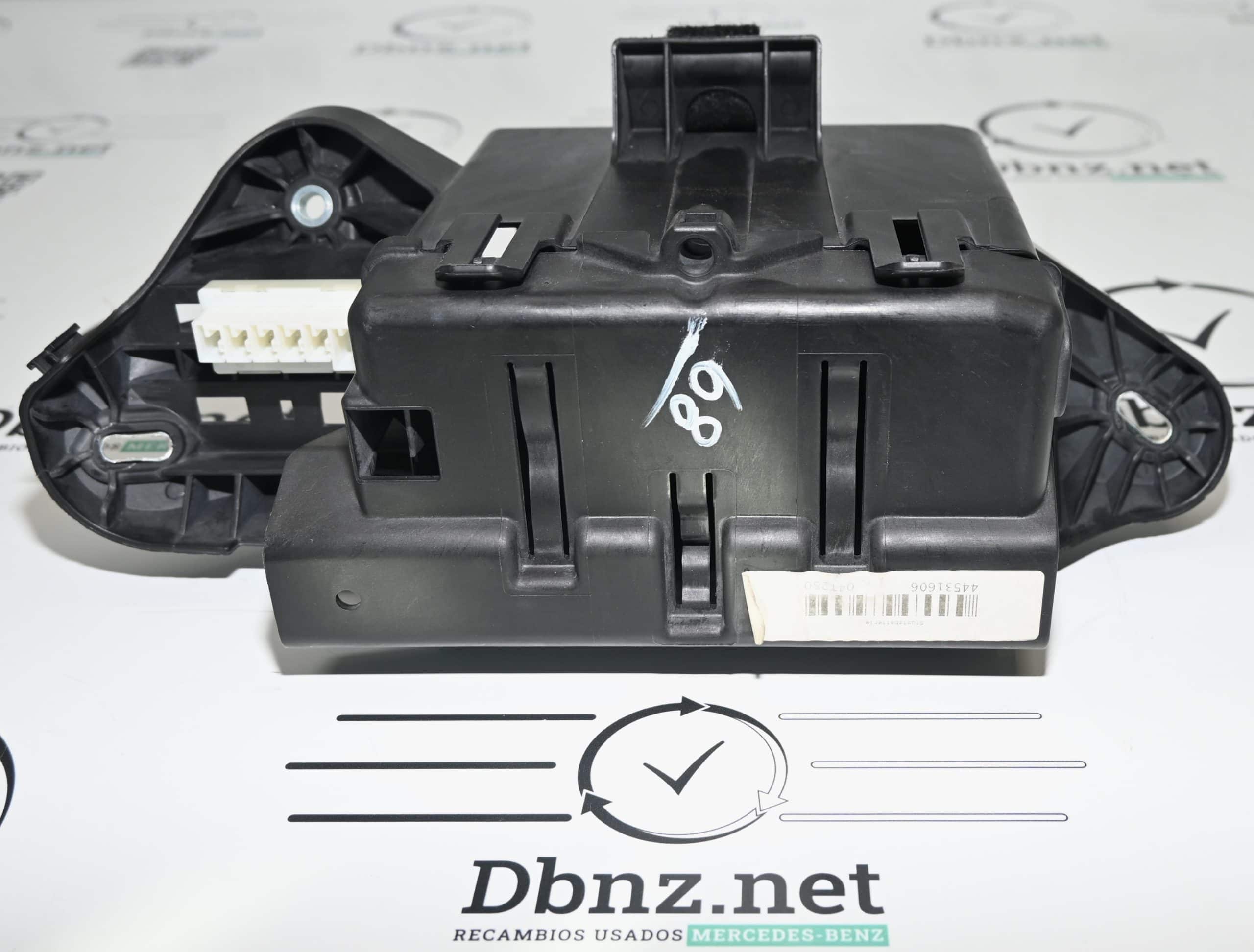 Dbnz.net A2465450440 Bandeja de batería auxiliar W246