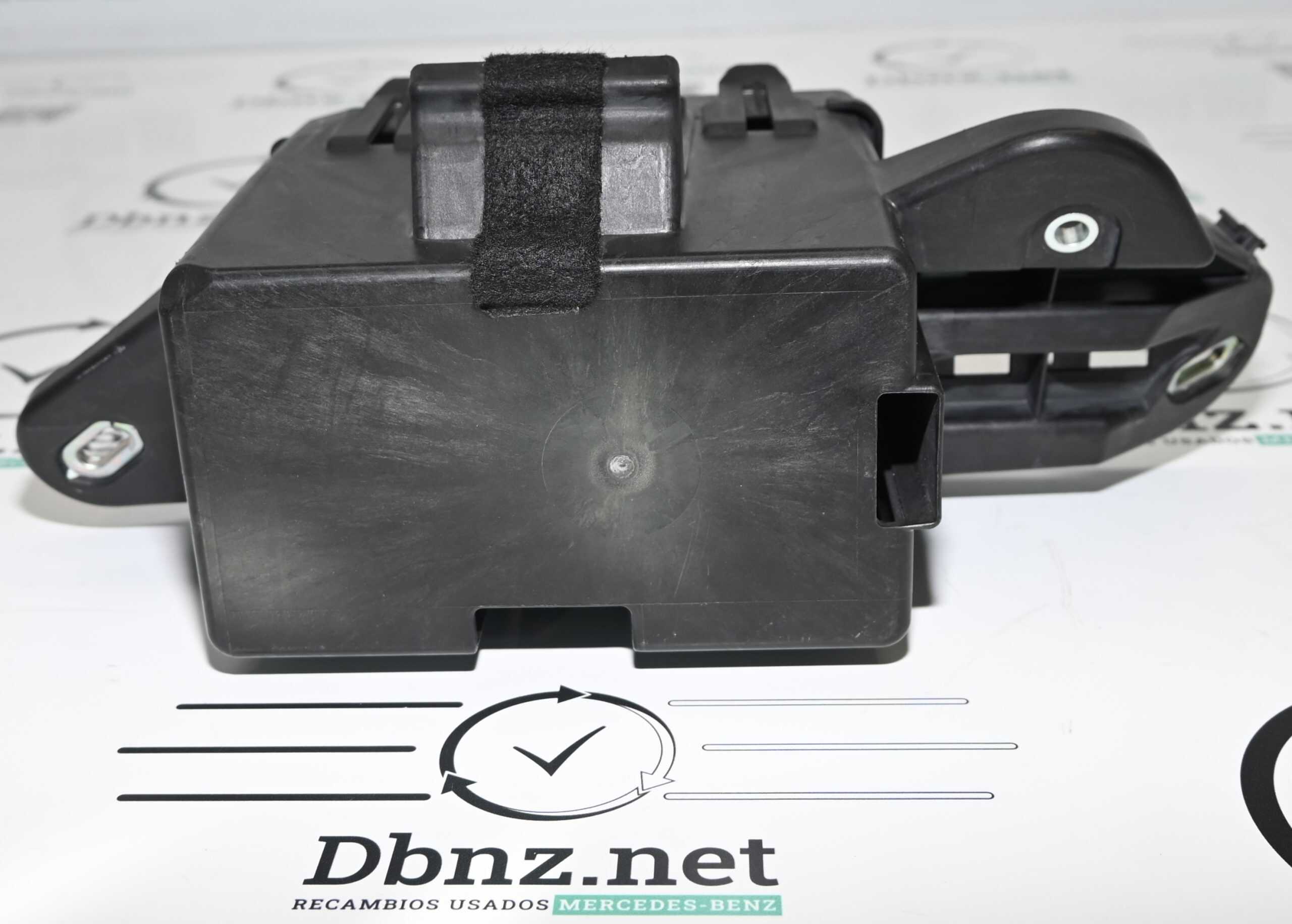 Dbnz.net A2465450440 Bandeja de batería auxiliar W246
