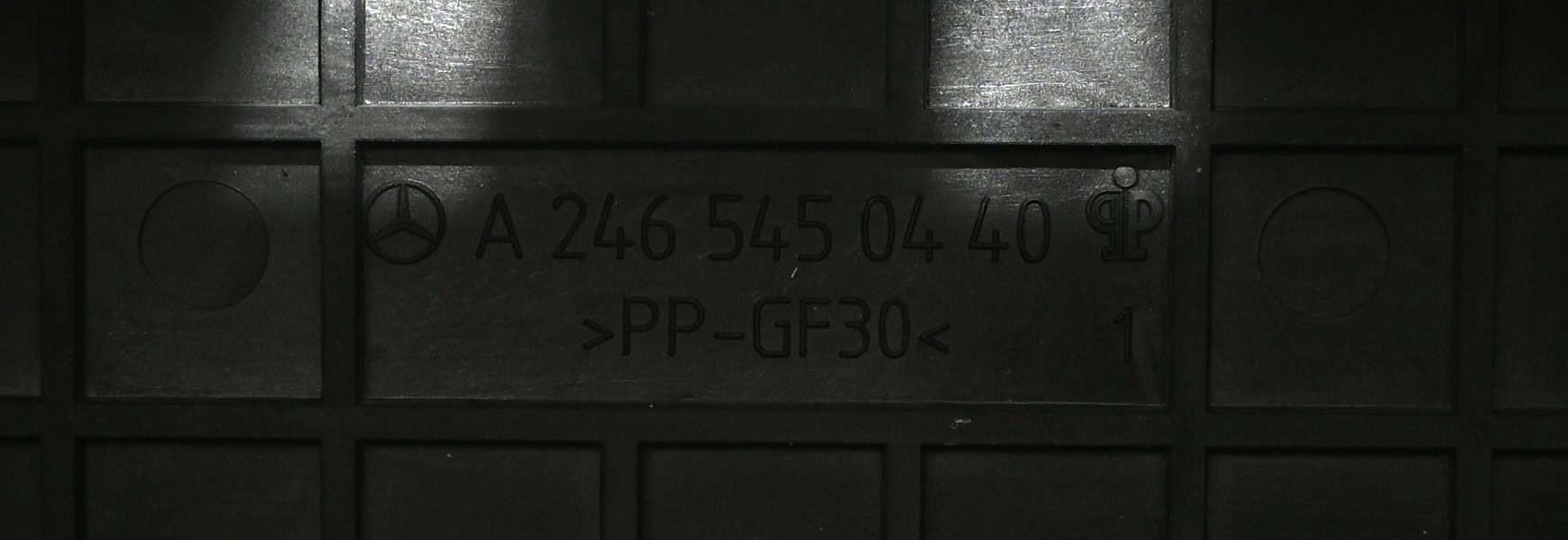 Dbnz.net A2465450440 Bandeja de batería auxiliar W246