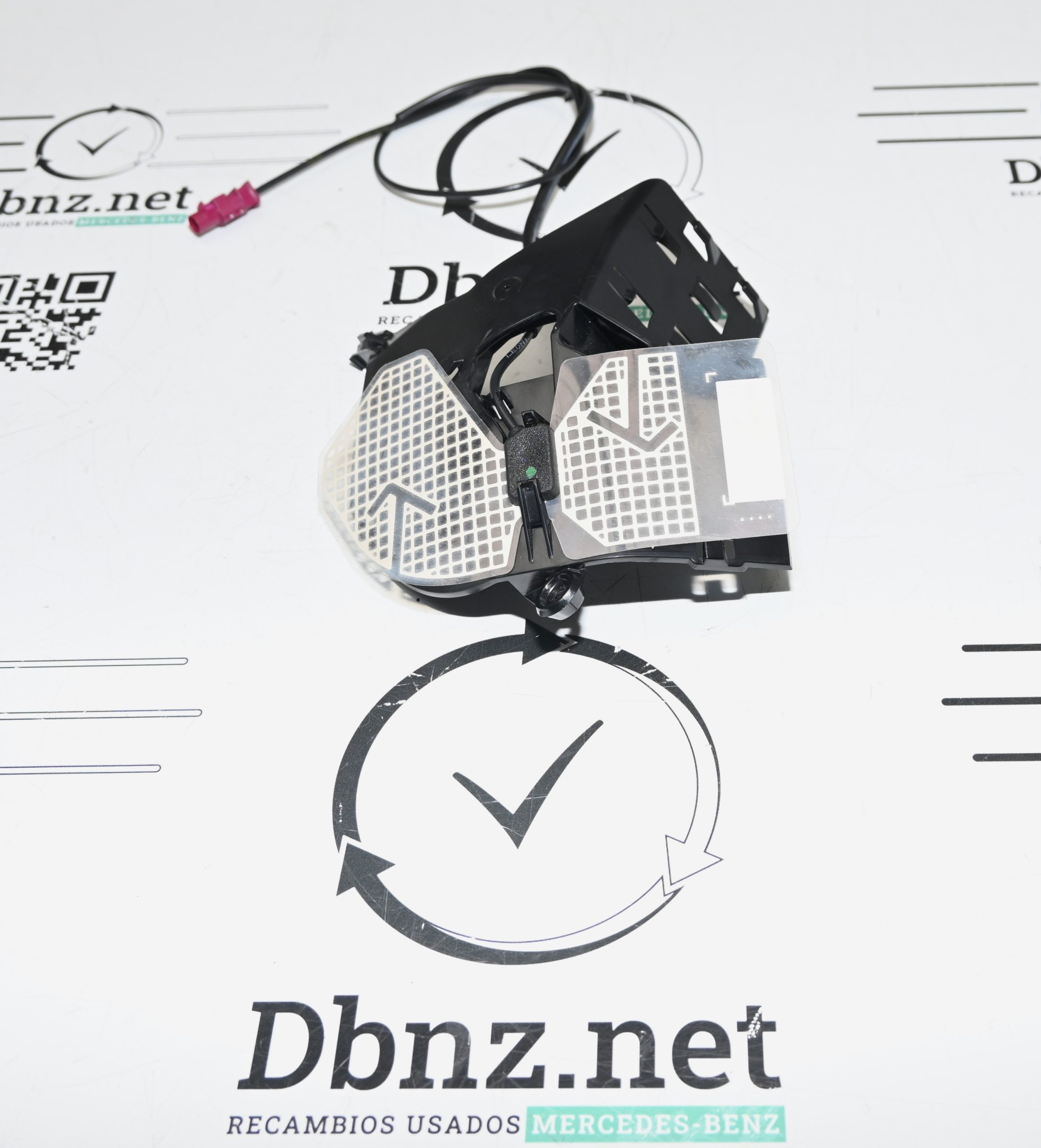 Dbnz.net A4479053104 Antena teléfono en retrovisor con soporte VITO 447 / 448