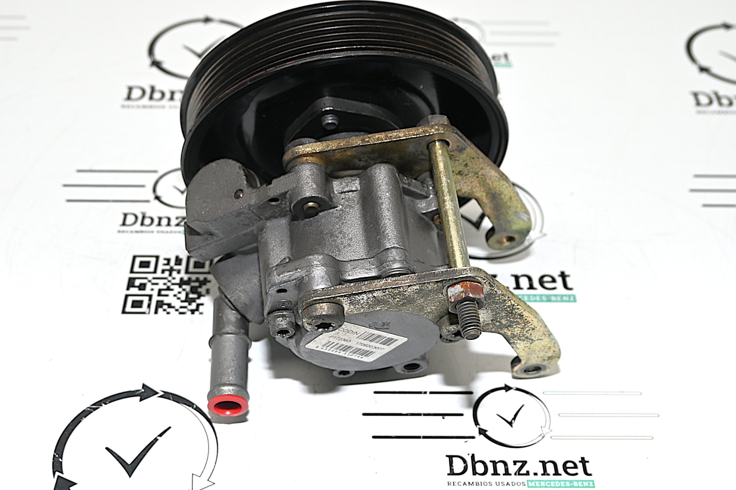 Dbnz.net A0024661101 Bomba dirección asistida VITO 638