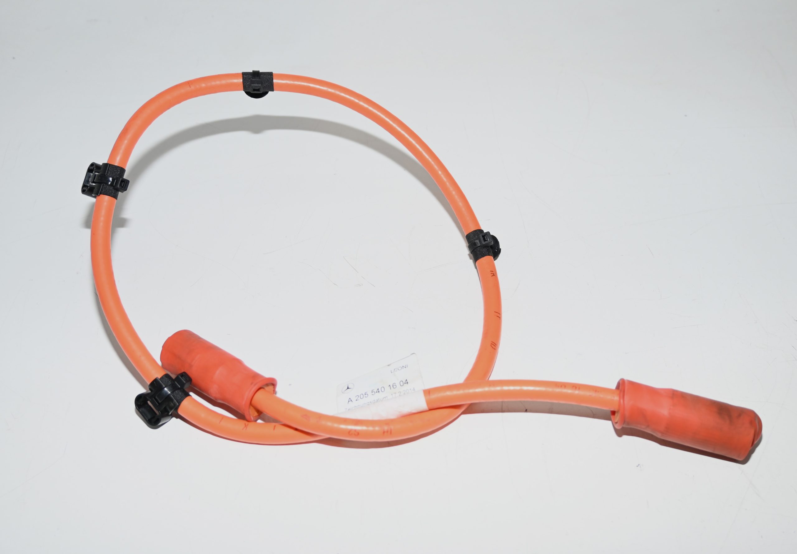 Dbnz.net A2055401604 Cable de carga hibrido W205