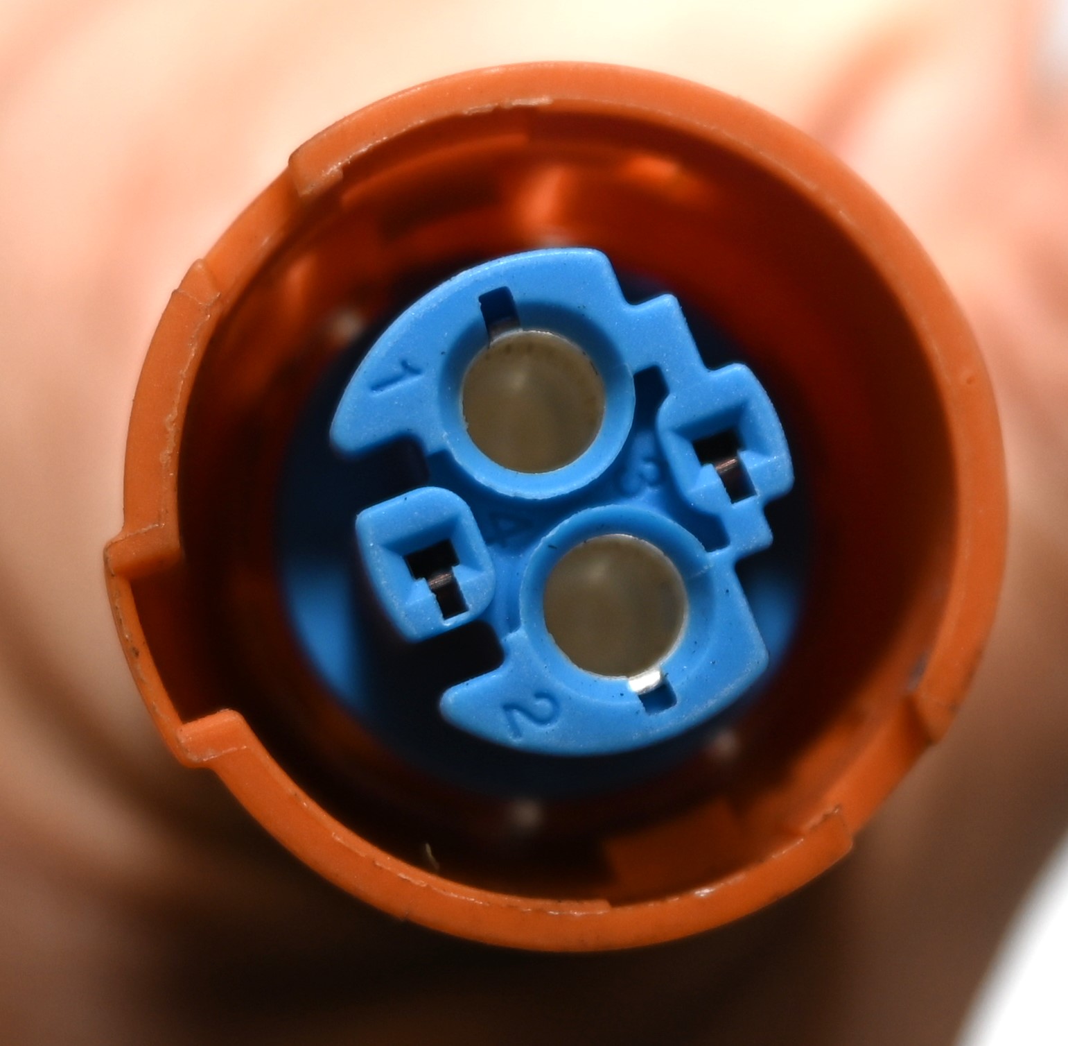 Dbnz.net A2055401604 Cable de carga hibrido W205