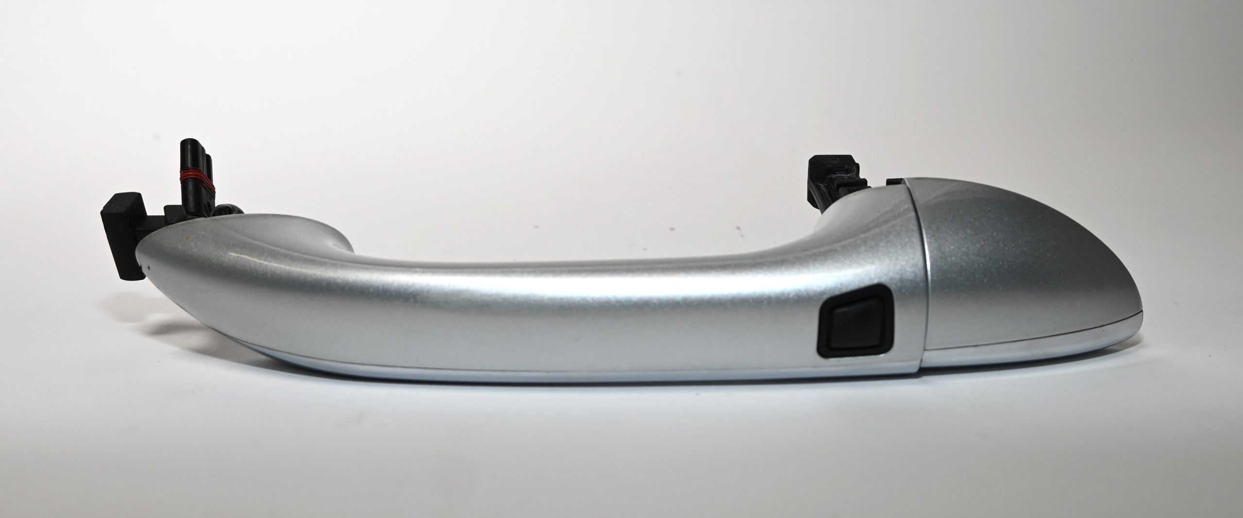Dbnz.net A1647600470 Asidero puerta trasera derecha KEYLESS - GO W164